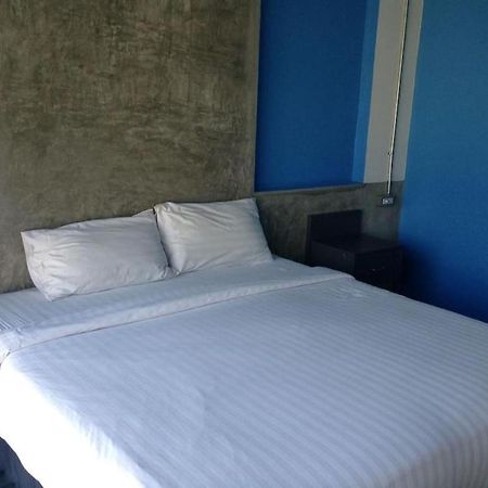 Pornsiri Hotel Sisaket Zewnętrze zdjęcie
