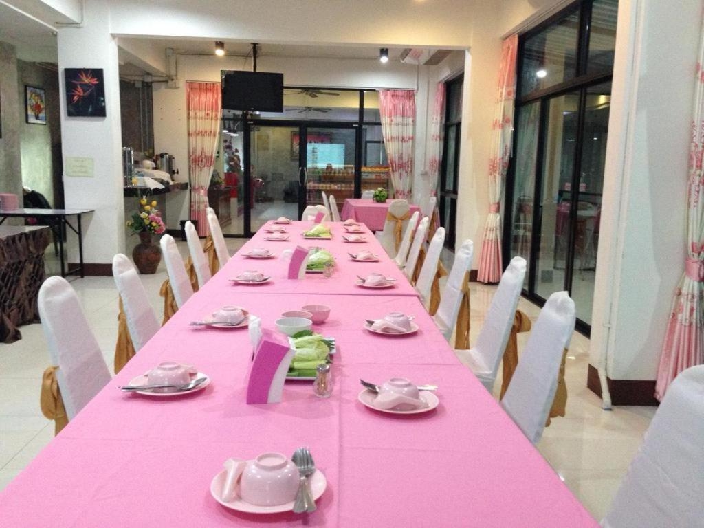 Pornsiri Hotel Sisaket Zewnętrze zdjęcie