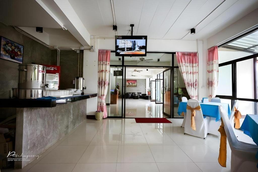 Pornsiri Hotel Sisaket Zewnętrze zdjęcie