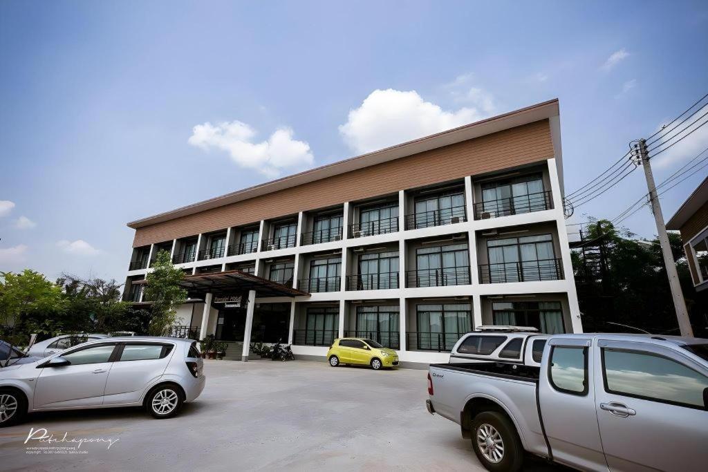 Pornsiri Hotel Sisaket Zewnętrze zdjęcie